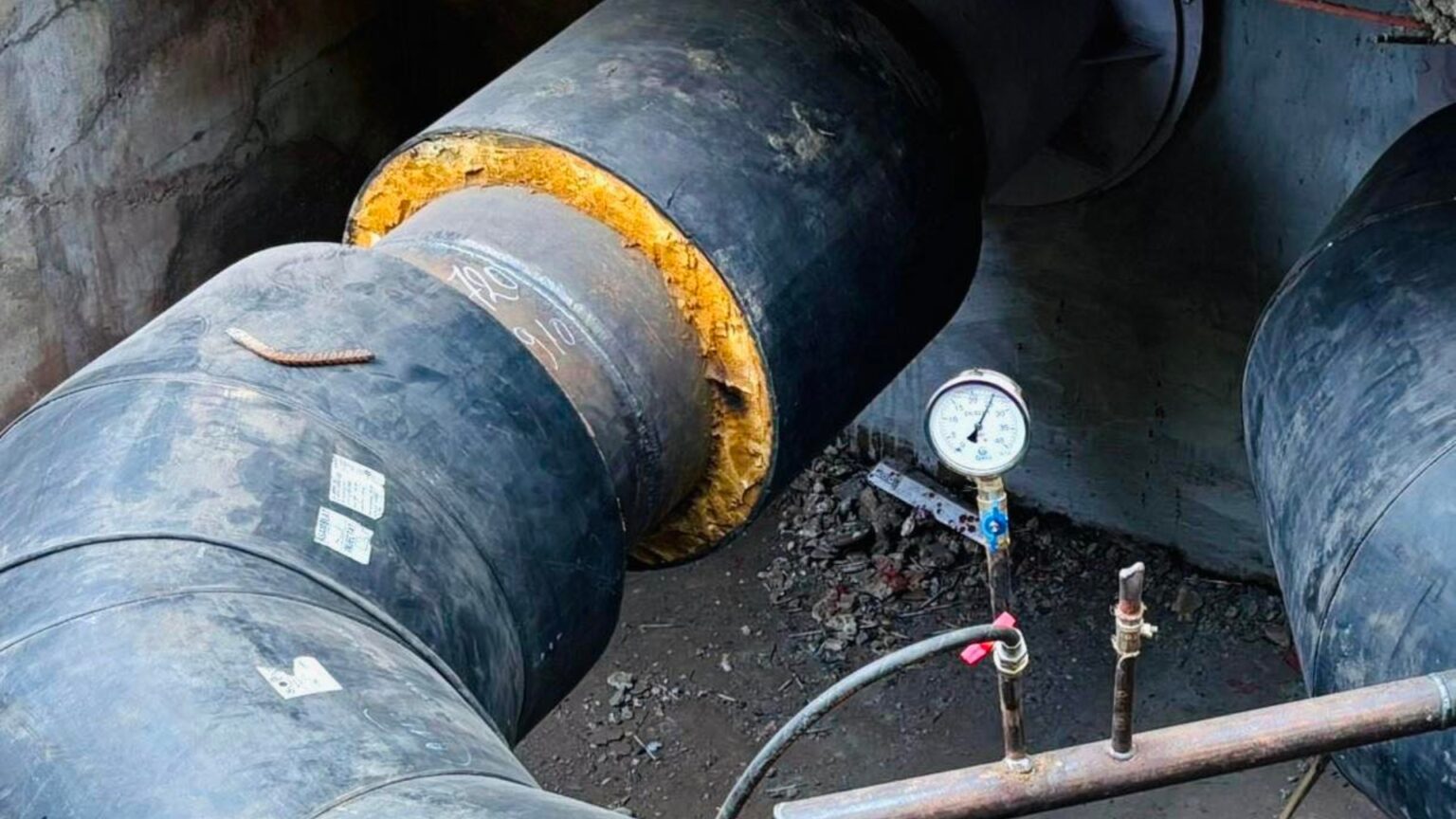 sunt gata 36 kilometri de termo conducta de la magistrala ii sud bucurestenii de la mihai bravu bucur obor si stefan cel mare vor avea mai putine probleme cu apa calda 68c2d9740adbc