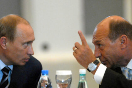 traian basescu urmasii lui stefan cel mare l au invatat pe putin ca omenirea a inventat ceva mai puternic decat toate armele 68da3991645d3