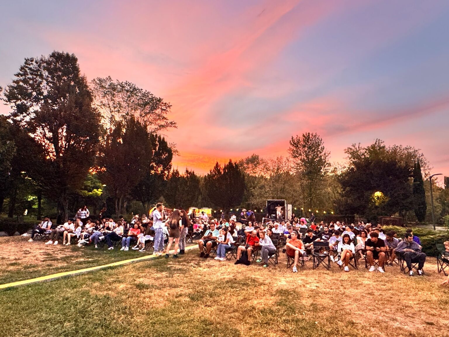 ultima saptamana de cinema in aer liber ecranul urias din parcul titan se aprinde la ora 20 00 68c251350b84b