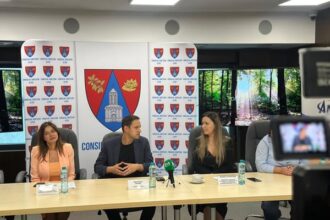 vicepresedintele cj ilfov stefan radulescu la evenimentul de lansare a proiectului infotrip in regiunea bucuresti ilfov ilfovul are un potential important in acest domeni 68cb95ecd8bc0