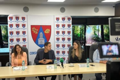 vicepresedintele cj ilfov stefan radulescu la evenimentul de lansare a proiectului infotrip in regiunea bucuresti ilfov ilfovul are un potential important in acest domeni 68cb95ecd8bc0