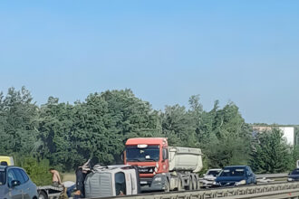 video accident grav cu 3 victime si masina rasturnata pe autostrada a3 pe sensul spre bucuresti circulatie restrictionata 68d3a895ab314