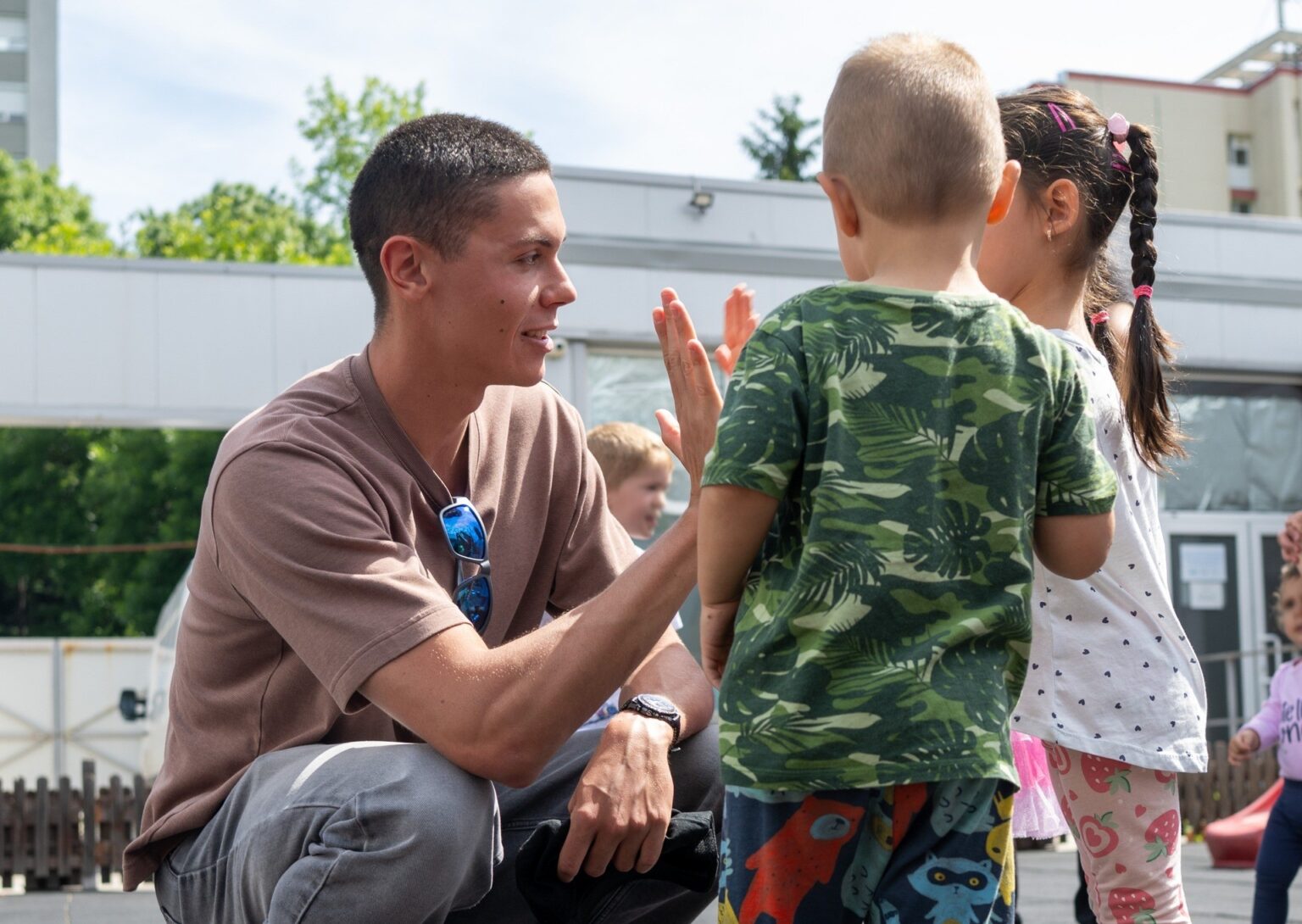 video f09fa9b5 ce isi doreste david popovici de ziua lui care este ca maine copilul preferat al bucurestiului implineste pe 15 septembrie 21 de ani 68c2ae2ea2e5b