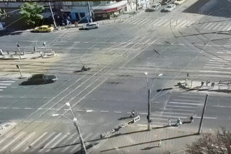 video femeie lovita mortal de o trotineta electrica pe o trecere de pietoni din bucuresti trotinetistul a trecut in mare viteza pe rosu 68b6db2a84a90