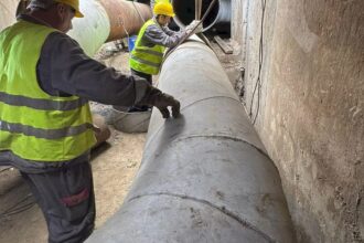 video saptamana cu dusuri reci pentru bucurestenii din zona splaiul unirii bld mircea voda se carpeste o conducta veche de peste 30 de ani 68dbd37ae6d09