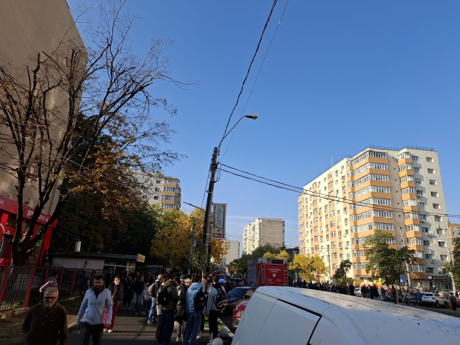 alerta trafic blocat pe calea rahovei dupa explozia din blocul de langa bolintineanu sunt afectate liniile 32 si 220 anuntul stb 68f1f44dc19f9