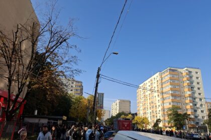 alerta trafic blocat pe calea rahovei dupa explozia din blocul de langa bolintineanu sunt afectate liniile 32 si 220 anuntul stb 68f1f44dc19f9