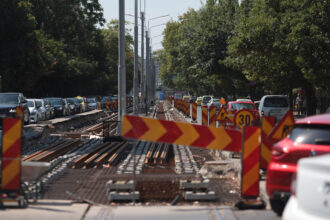 am putea sa circulam din nou cu tramvaiul corporatistilor din decembrie promite bujduveanu asteptam peroanele de la linia 5 lucrarile sunt gata 99 68ebbb828a1be