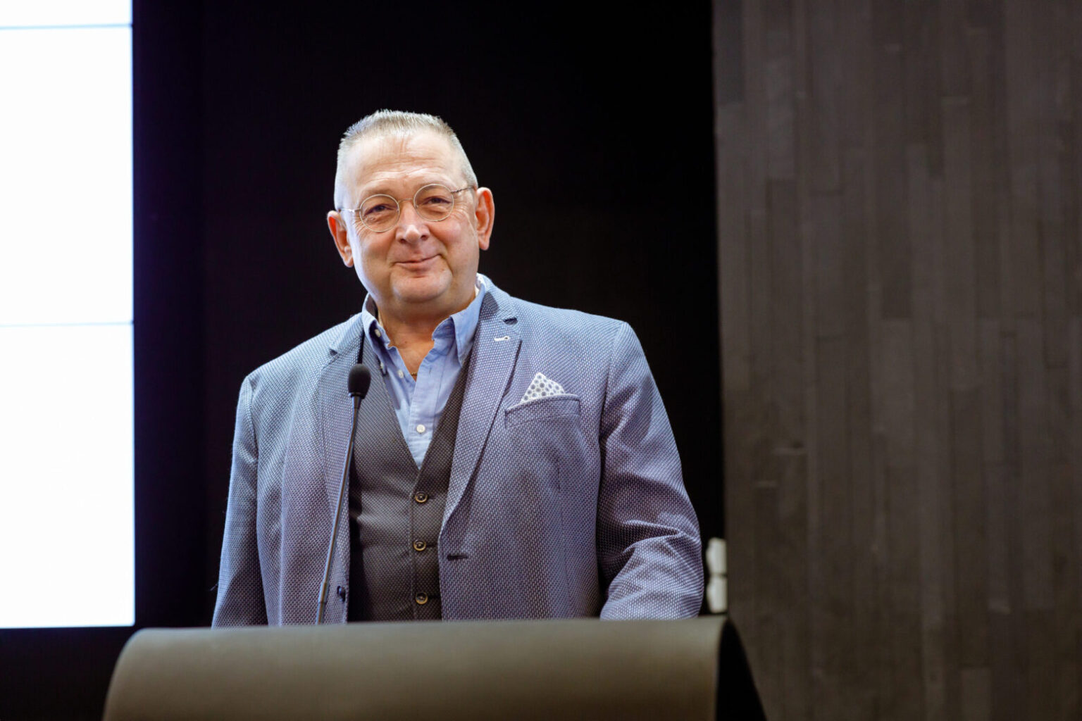 anat reactioneaza dur la declaratiile ministrului radu miruta afirmatii nefondate si populiste despre asa zisele tepe din turism 690390ddb85d4