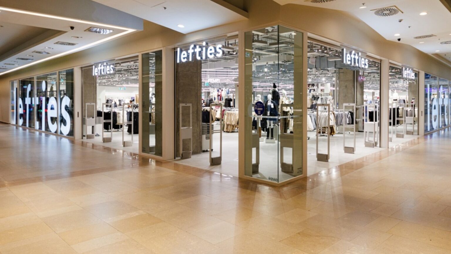 brandul lefties ajunge si la bucuresti f09f9b8defb88f magazinul se deschide in curand in mall afi cotroceni 68e3edbda84b2