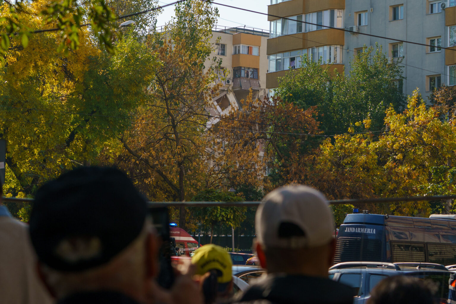 breaking sts confirma oamenii au sunat la 112 sa anunte scurgeri si miros de gaz intr un bloc din s5 lantul slabiciunilor si disperarii si ce spune azi distrigaz 68f21f706e516