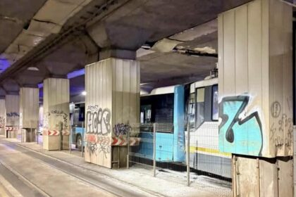 brigada rutiera cinci persoane ranite in urma unui accident dintre un tramvai si un autobuz in piata victoriei 68f27208886a9