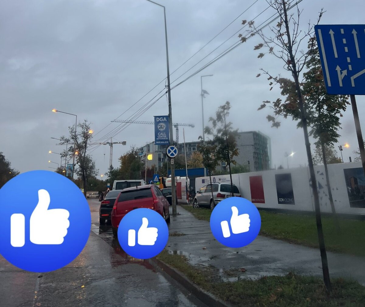 bucuresteanca nervoasa apreciaza masinile parcate aiurea pe trotuar pe dn1 intre liceul francez si scoala de politie parcati cu o precizie de chirurg jumatate pe trotuar 68ef53b076088