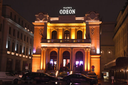 culisele teatrului odeon se deschid pentru bucuresteni actorul gabriel pintilei sustine un tur ghidat al cladirii pe 25 octombrie 68f123e962f94