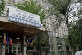 cum se simte fetita de 2 ani spulberata pe trecerea de pietoni de la aparatorii patriei mama sa nu a supravietuit cercetarile continua anunta brigada rutiera a capitalei 68ee0a19a55a3