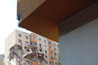 dgjmb 100 de jandarmi au ramas peste noapte pentru asigurarea perimetrului la explozia din calea rahovei 68f328e64b253