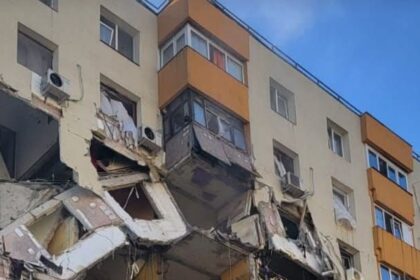 dgpmb politia rutiera a deviat traficul in zona calea rahovei dupa explozie 68f1f3778e582