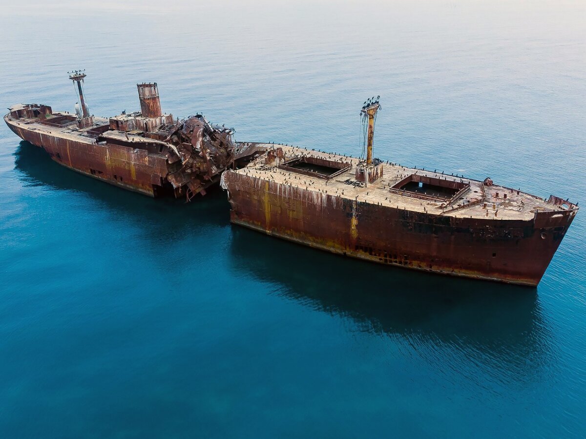 epava evanghelia din costinesti declarata una dintre cele mai infricosatoare destinatii din europa in 2025 68e35cb1c7a12 1