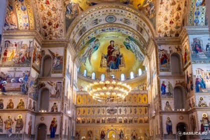 foto cum arata pe dinauntru catedrala mantuirii dupa ce a fost pregatita pentru sfintirea de duminica 2 500 de invitati oficiali si mii de pelerini vin la bucuresti 68f9ec584f766