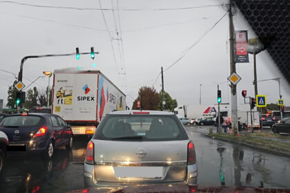 foto tot tot orasul e blocat in dimineata asta trafic deja paralizat in bucuresti de la orice intrare in oras pana in centru pe iuliu maniu e infern 68de14fb92a7c