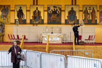 incepe pelerinajul la moastele sfantului dimitrie cel nou ocrotitorul bucurestiului catedrala patriarhala anunta programul pentru 19 29 octombrie 68f0d74ee3193