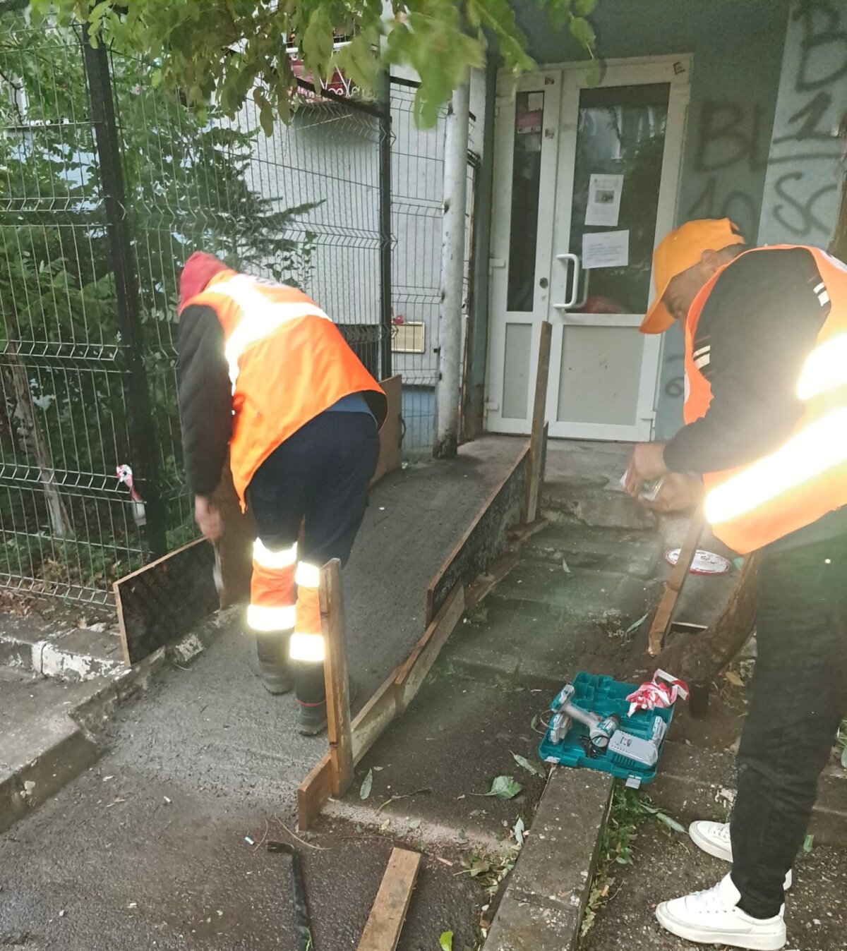 infrastructura sector 5 rampa de acces pentru persoanele cu dizabilitati pe aleea stogu 68dff97b97aa6