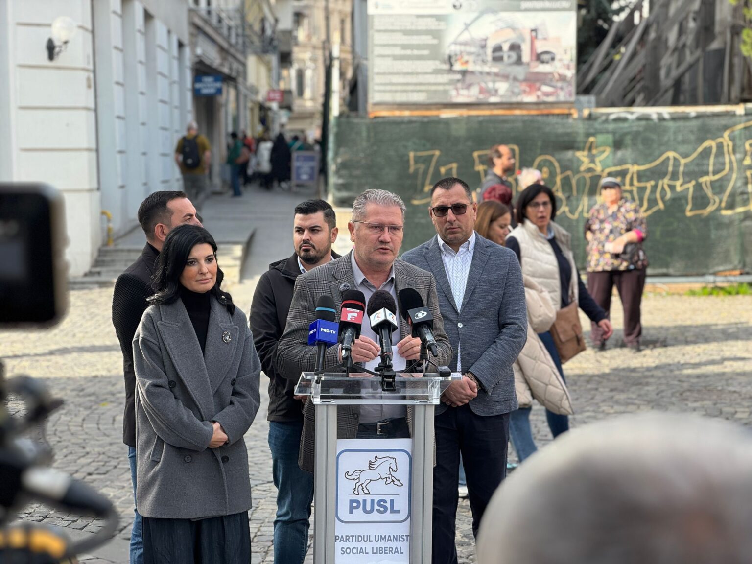 liviu negoita nepasarea fostei administratii a facut din centrul vechi un muzeu al ruinei 68fa3335db2c6