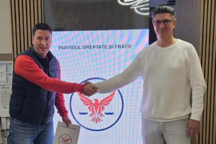 luis lazarus si a lansat propriul partid dreptate si fratie primii parlamentari i s au alaturat 68f734d34d4ce