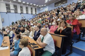 ministerul sanatatii 800 de medici romani vor fi formati pentru a oferi pacientilor oncologici sanse mai mari la viata 68ef6dbf181f9