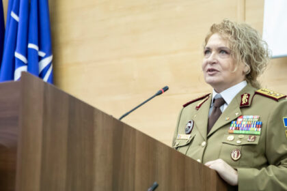 nicusor dan a trecut o in rezerva pe sefa spitalului militar central general maior florentina ionita acuzata de coruptie 68f7998567092