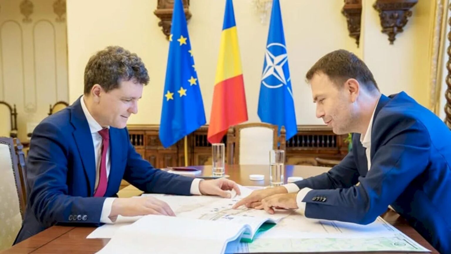 nicusor dan participa la lansarea candidaturii lui catalin drula la primaria capitalei are loc duminica pe 2 noiembrie 6904d02716709