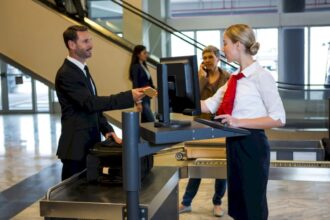 noi reguli pentru transportul lichidelor in bagajul de mana pe aeroporturile din tara f09f9bab ce conditii au aeroporturile otopeni si baneasa 68f0c93778139