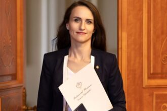 oana toiu lista achizitiilor romaniei in programul safe va fi facuta publica la finalul lunii noiembrie 68ecdb298cbf2