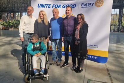 peste 20 de copii cu dizabilitati din sectorul 3 au primit scaune rulante personalizate 68f9cae758a9f