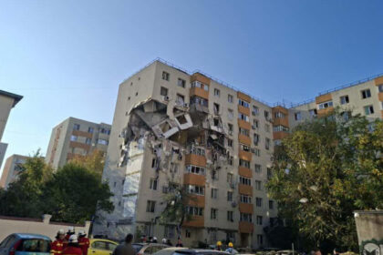 prefectul capitalei apar imagini cu oameni care intra intr un bloc afectat de explozie dar nu sunt din rahova avertisment de la mai 68f4c1c98d887 2