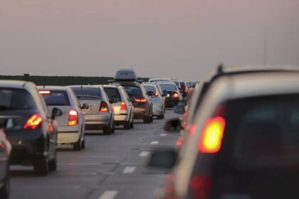 restrictii de circulatie pe autostrazile a1 si a2 unele masuri sunt valabile azi altele tin trei zile se fac mai multe lucrari anunta centrul infotrafic 68ecc108599ea