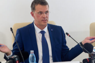 romania nu va putea dobori dronele rusesti aflate la granita daca sunt pe teritoriul ucrainei explicatiile ministrului apararii 68de6d595ec4b