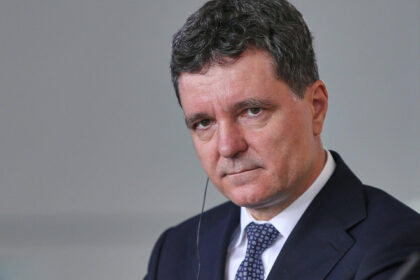 schimbari majore in strategia nationala de aparare anuntate de nicusor dan documentul va trece prin csat si parlament 68ed37b08eeff