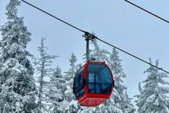 scumpiri la urcari si coborari in sezonul de schi 2025 2026 la poiana brasov care sunt noile tarife 6904e833f032e