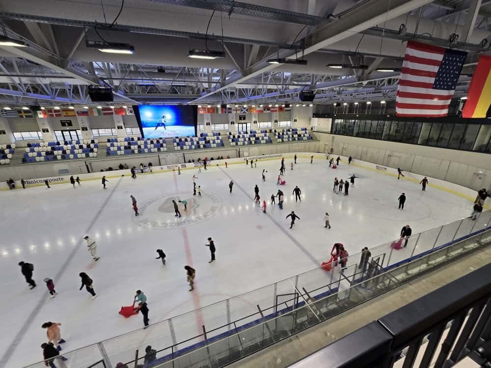 se redeschid sesiunile de patinaj de agrement la berceni arena in sectorul 4 68e8a765a6678