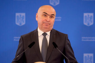 sfantu ilie candoare bolojanf09f9887 zice ca n a stat ilegal in celebra vila din primaverii din care a fost dat afara basescu doar a fost mutat acolo si habar n avea ca 68ff25b69fb88