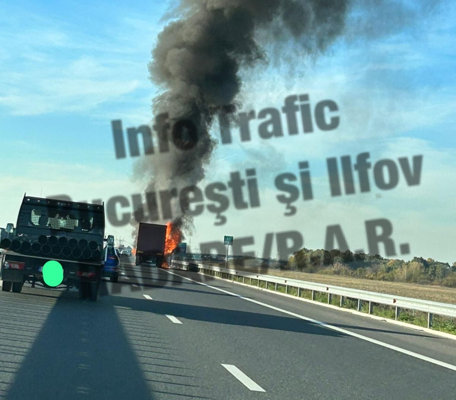 un camion a luat foc pe autostrada bucurestiului a0 traficul este oprit pe sensul jilava a1 anunta centrul infotrafic 69036f7ea9a97