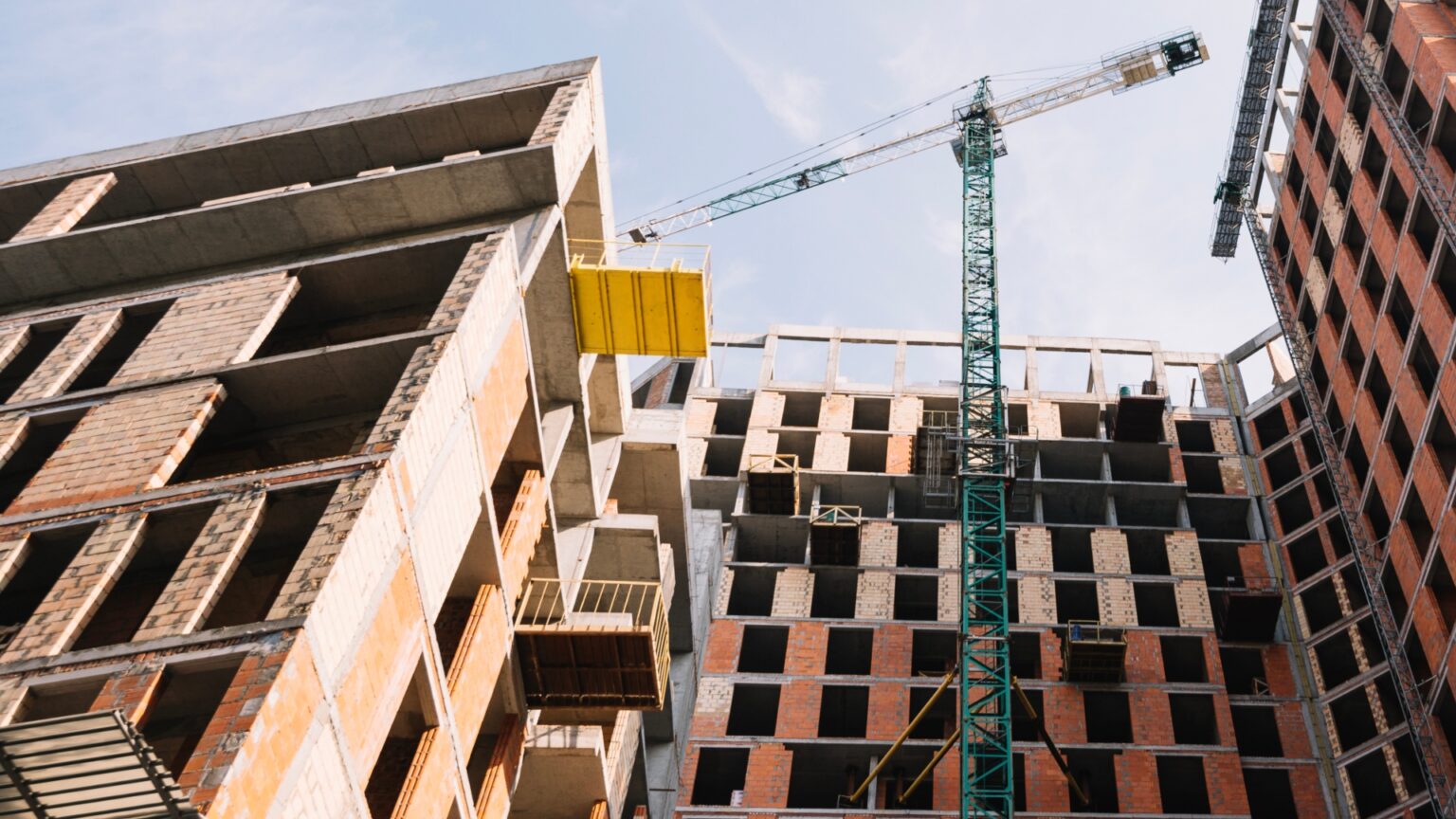 un nou centru comercial se va construi in sudul bucurestiului va avea 200 000 de metri patrati si va fi dezvoltat pe mai multe terenuri din jilava 6900af70e78e2