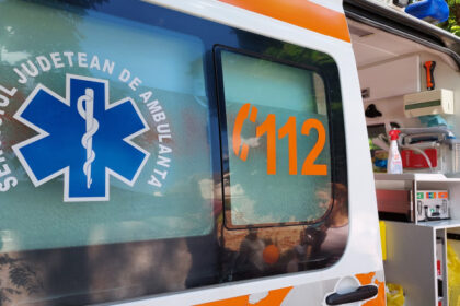 un pacient in varsta de 85 de ani e in stare grava dupa ce a cazut de pe targa in timpul unui transfer de la spitalul din ploiesti 68fbc9c595789