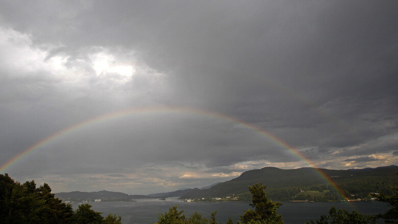 una dintre cele mai frumoase si bogate tari din europa cauta lucratori inclusiv romani salariile sunt de peste 20000 de euro pe an 69020ce136f2e