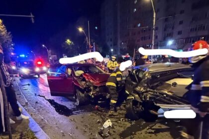 video masini facute zob la sebastian sofer vinovat care se strecoara dintre fiare si o rupe la fuga si incepator nevinovat incarcerat azi noapte in traficul din bucuresti 68f72885d74d5