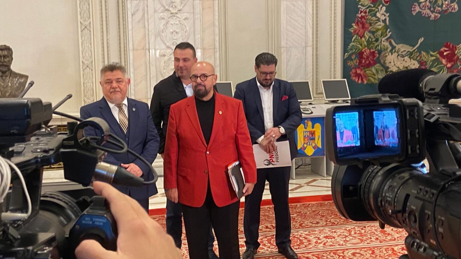 video piedone propune modificarea legii electorale mai putine semnaturi si reprezentare pentru partidele neparlamentare in sectiile de votare 68ecf4f4359b9