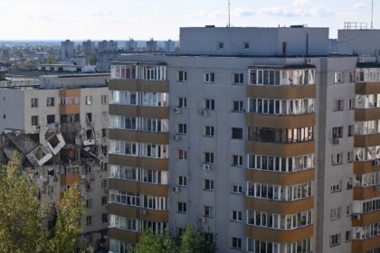 video pisoi reunit cu stapanul lui la o saptamana de la explozia din rahova asociatiile din bucuresti ofera sprijin pentru salvarea animalelor de companie pierdute 68fe298075751