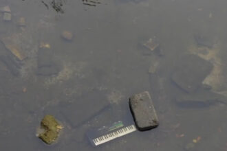 video starea deplorabila a raului dambovita din capitala scoasa la iveala odata cu lucrarile din piata unirii ce se afla pe fundul acestuia 68ffa2208499e