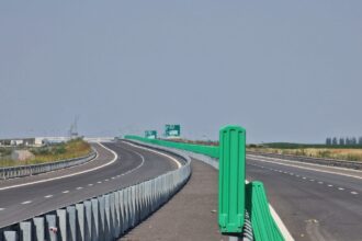 video vesti bune de pe autostrada moldovei a7 se va deschide circulatia pe lotul 2 zis si intarziatul problemele de la poduri si pasaje au fost rezolvate 68ef70d4cb739